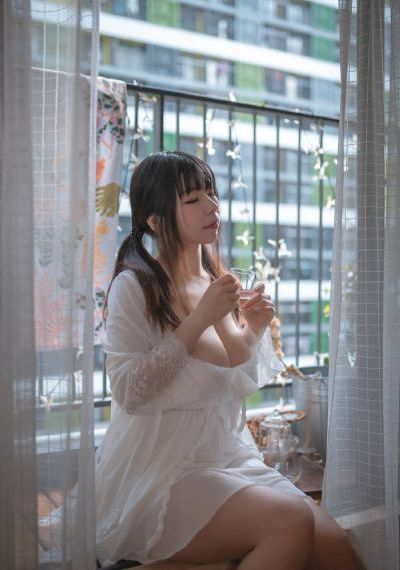 欧美混血美女_BD国语电影在线看
